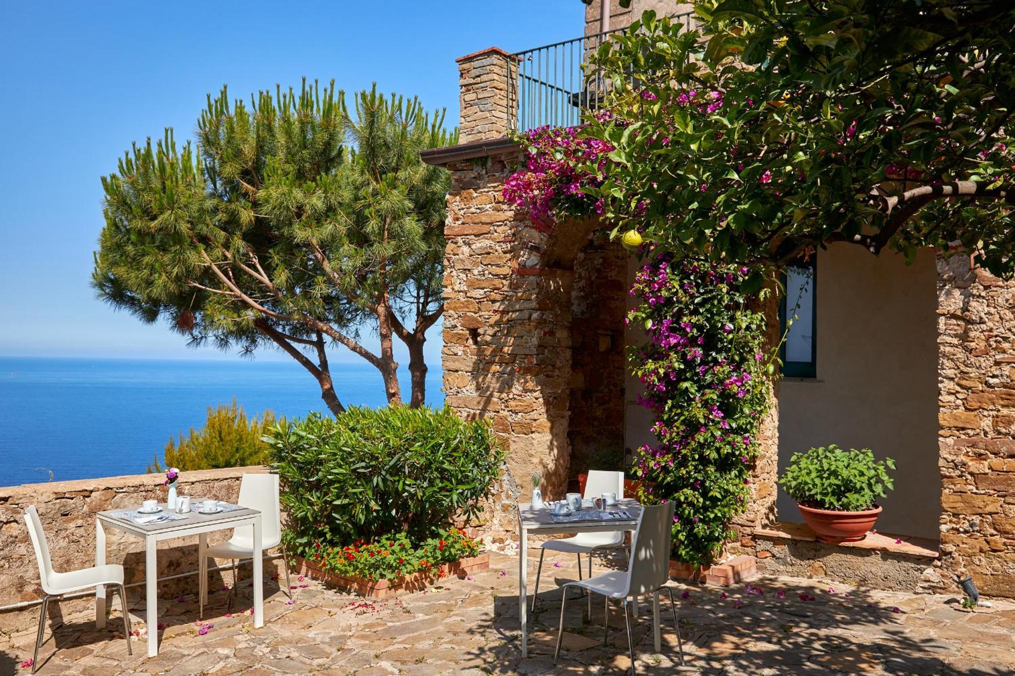カステッラバーテ Residenza D'Epoca Tamaraアパートホテル エクステリア 写真