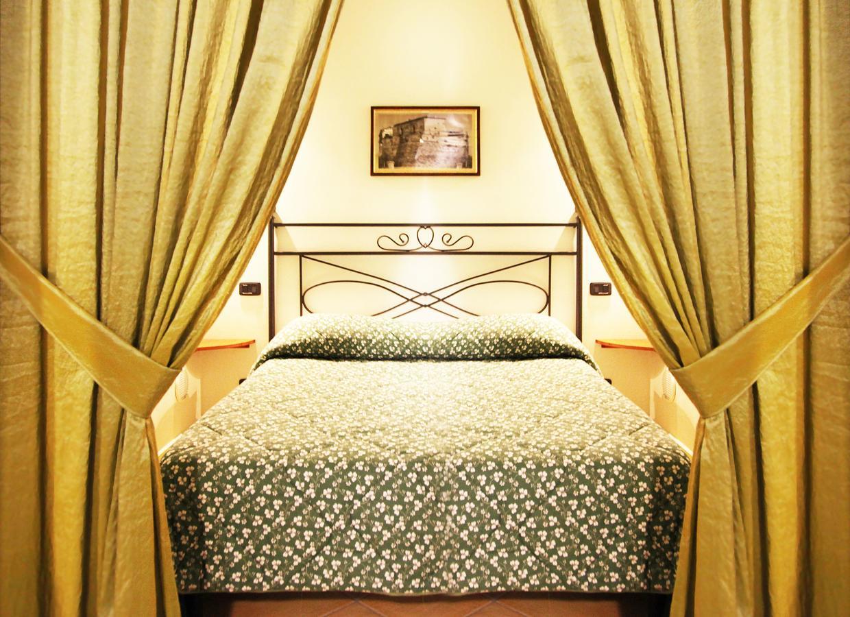カステッラバーテ Residenza D'Epoca Tamaraアパートホテル エクステリア 写真