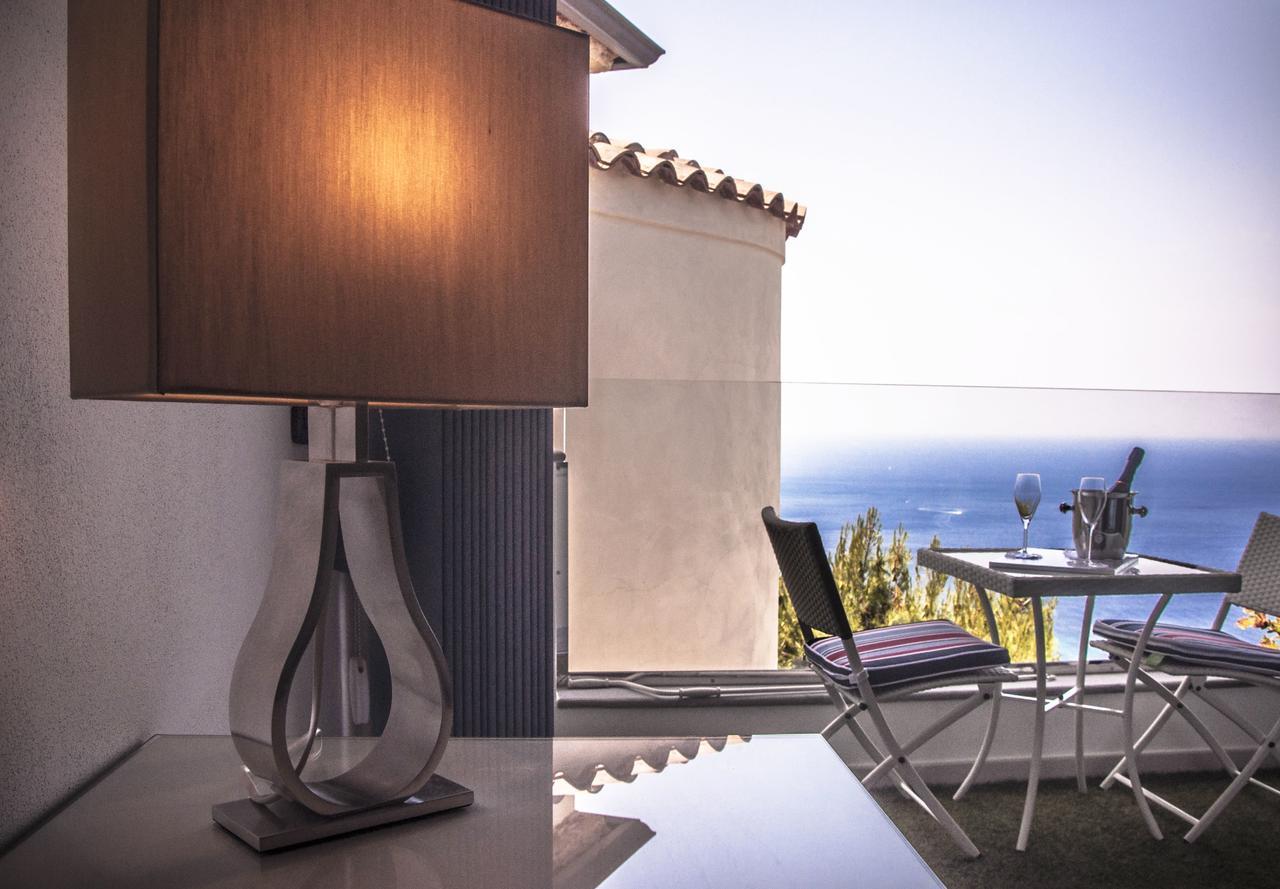 カステッラバーテ Residenza D'Epoca Tamaraアパートホテル エクステリア 写真